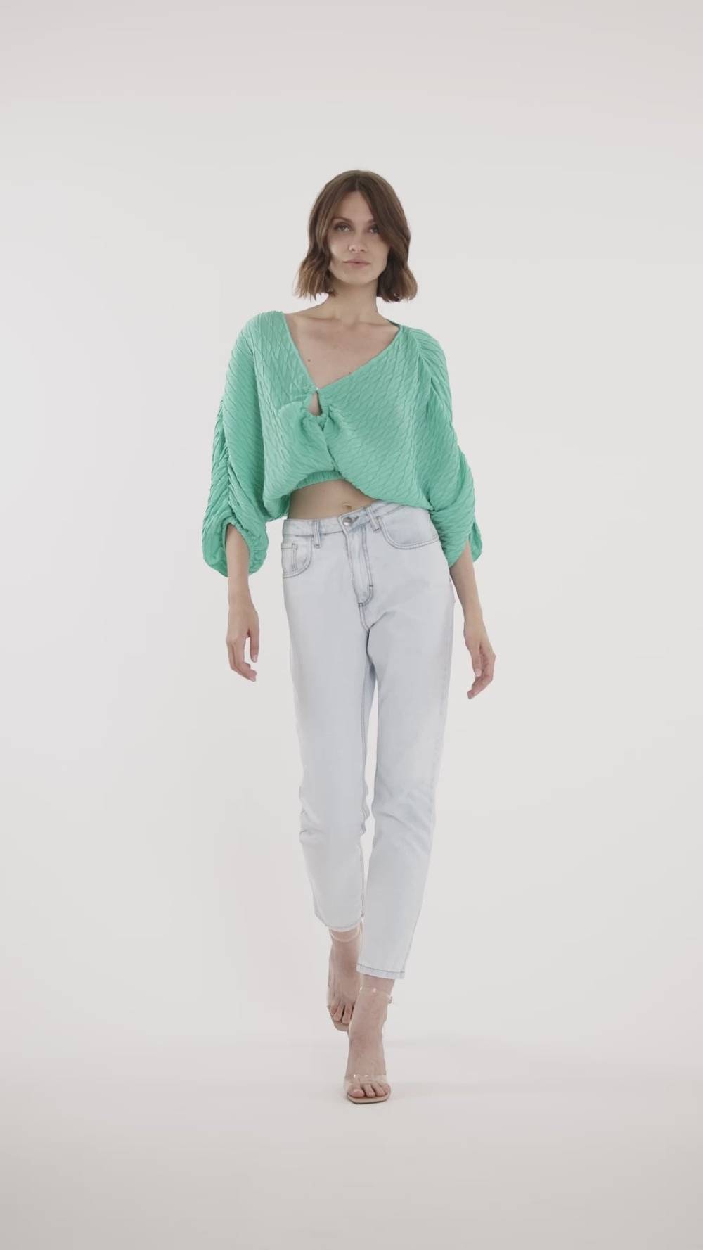 Jijil Blusa crop 2025