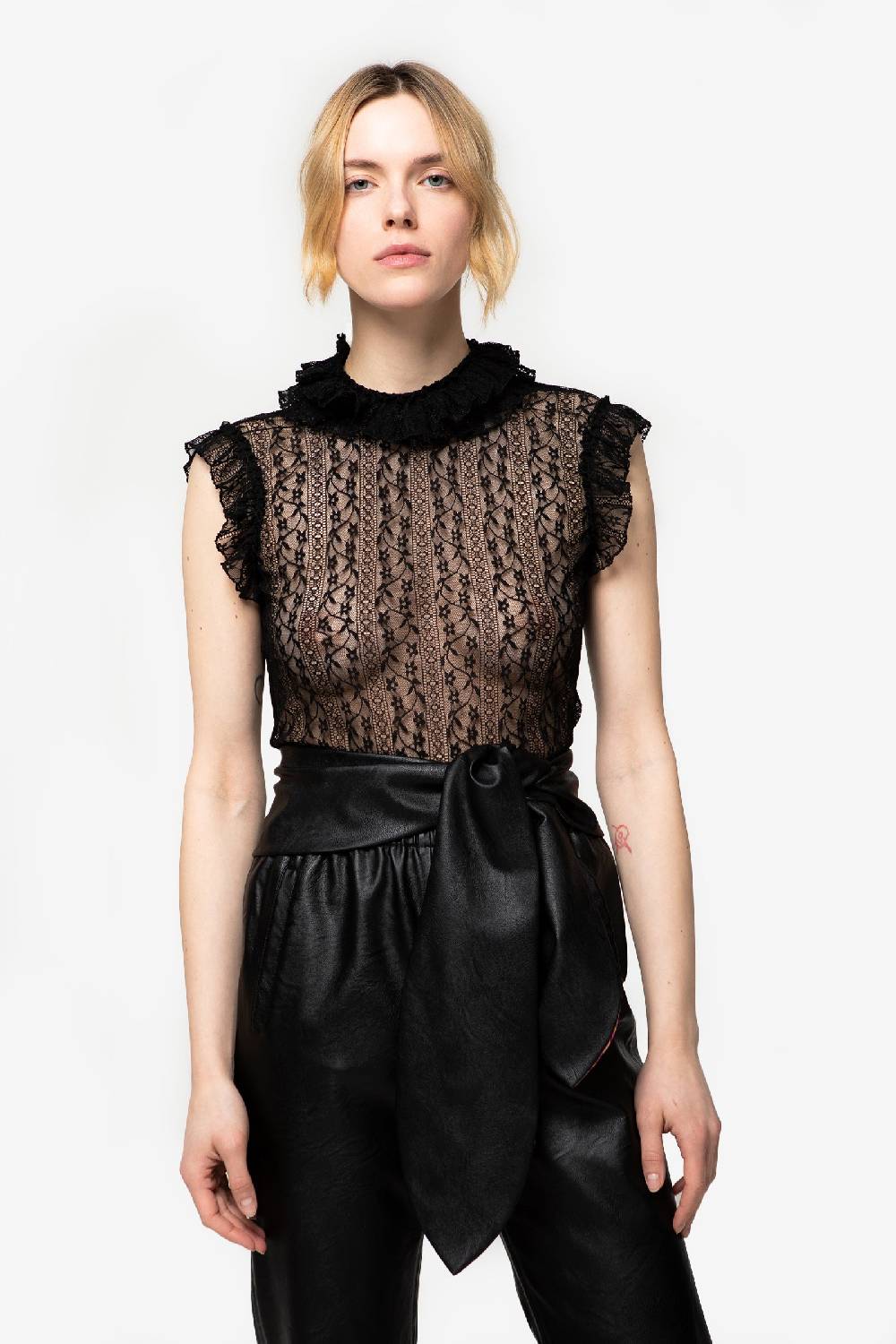 Kristina Ti HESTER - Undress lace top In Saldo
