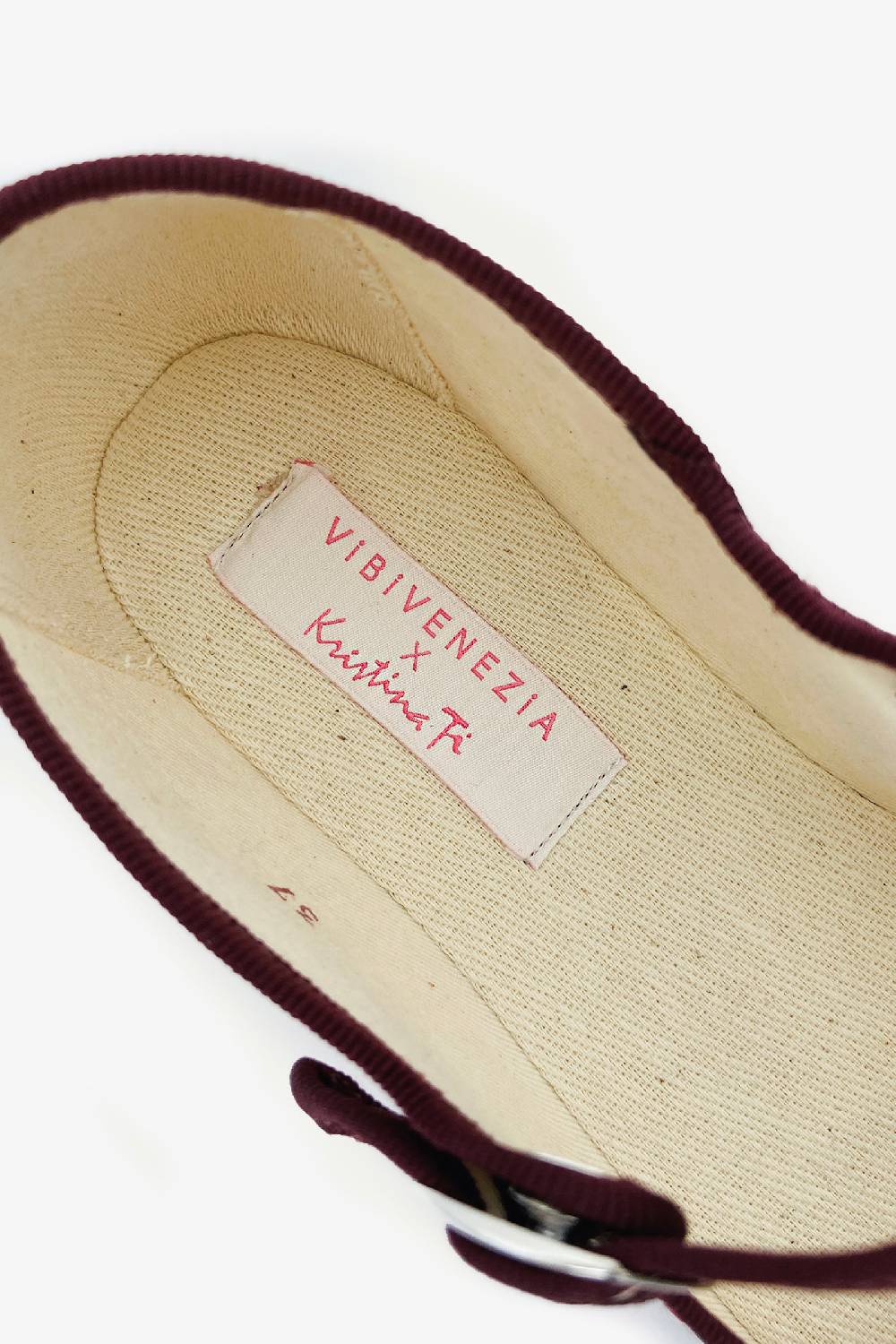 Kristina Ti IRIS - Silk Mary Jane slipper Nuova