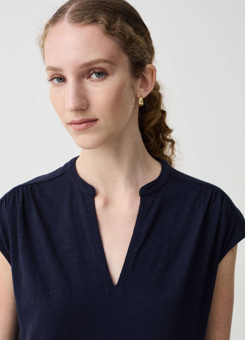 Ovs Vestito Essential lungo con apertura a V Promozione Limitata