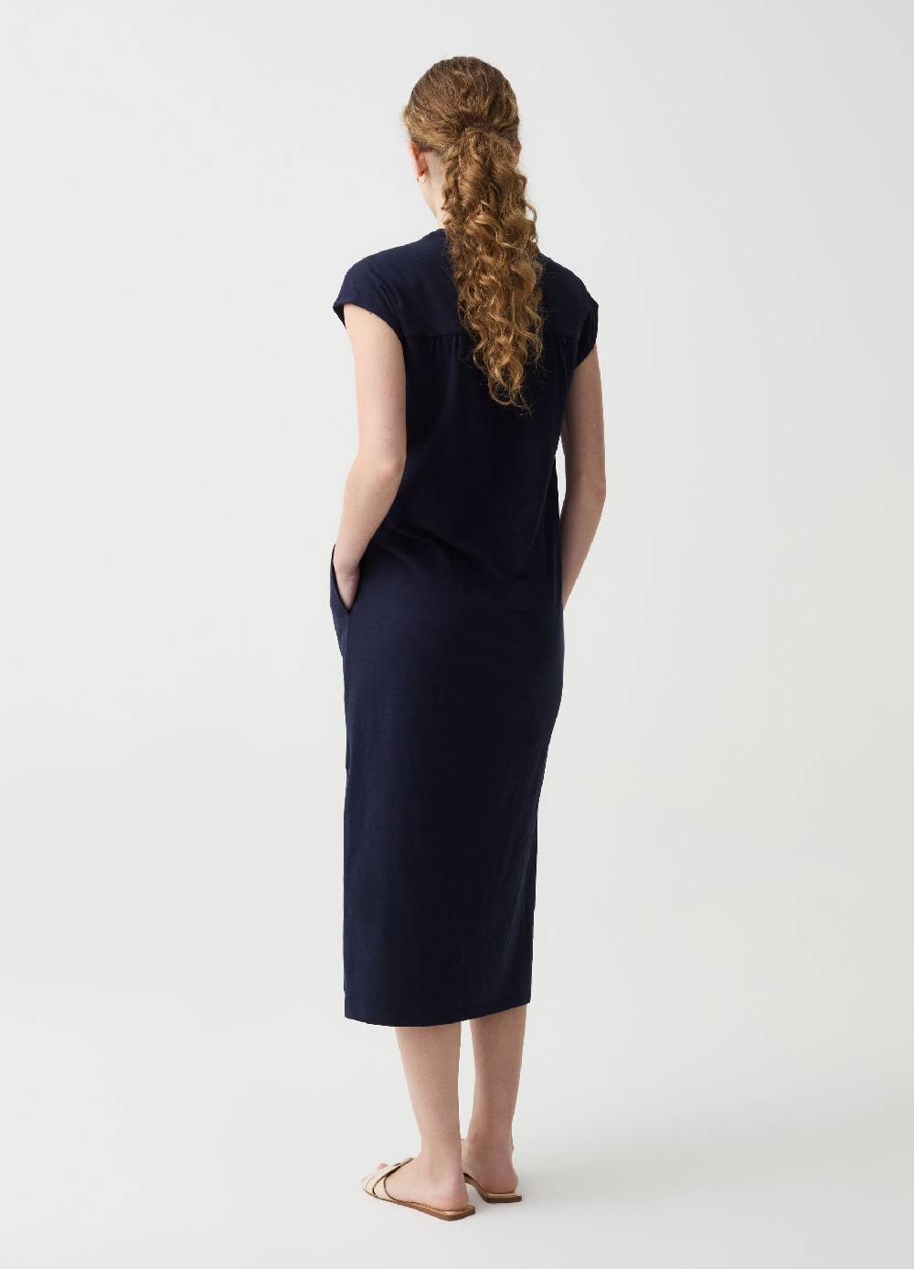 Ovs Vestito Essential lungo con apertura a V Promozione Limitata