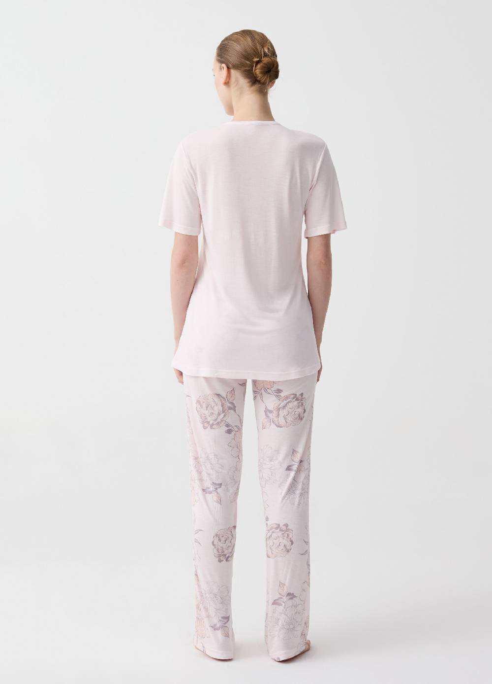 Ovs Pigiama lungo con fantasia floreale Offerta