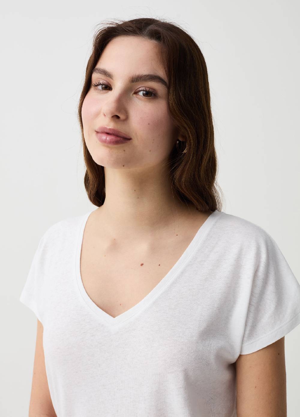 Ovs T-shirt in lino e cotone con scollo a V Spedizione Gratuita