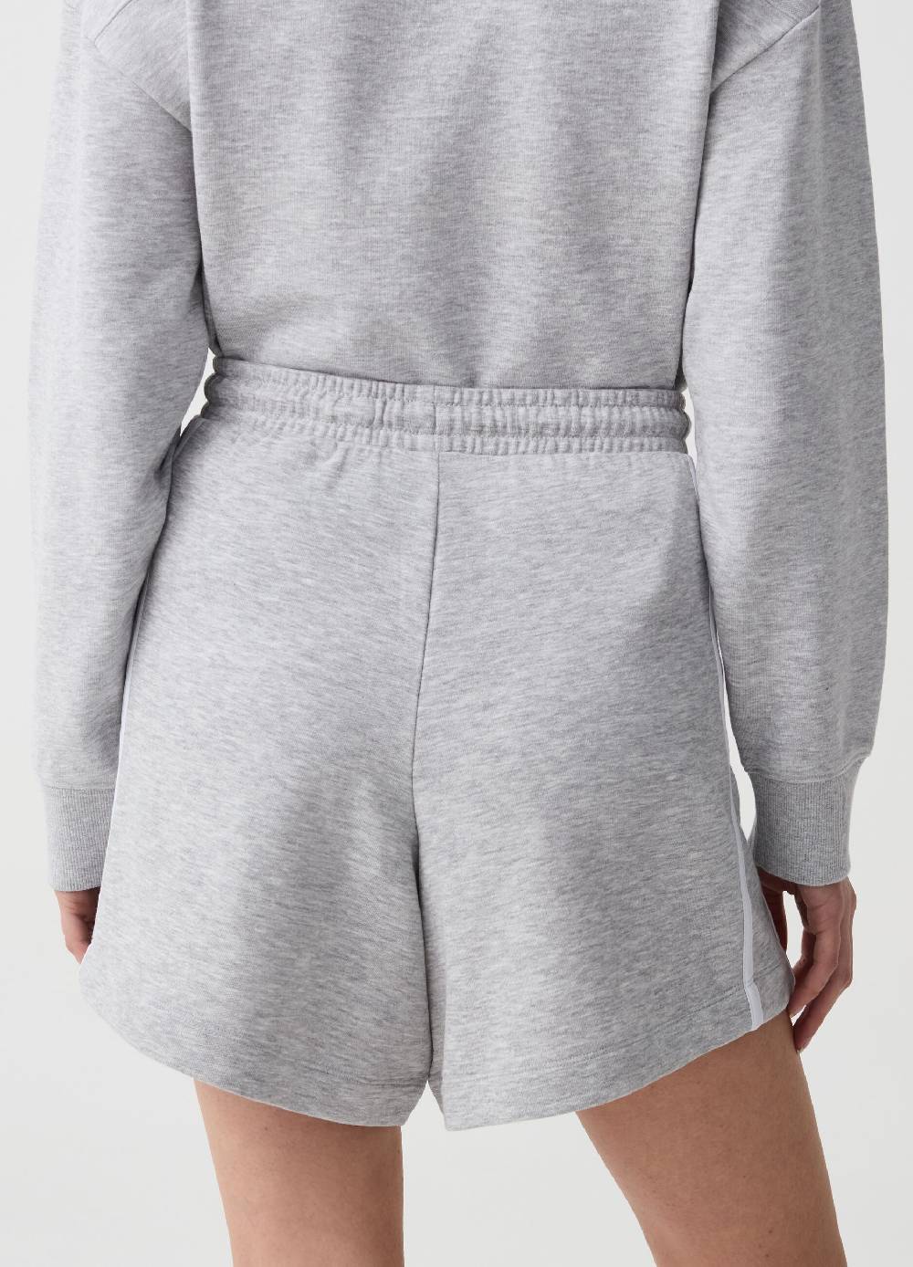 Ovs Bermuda jogger Essential con profili rigati Vendite Flash
