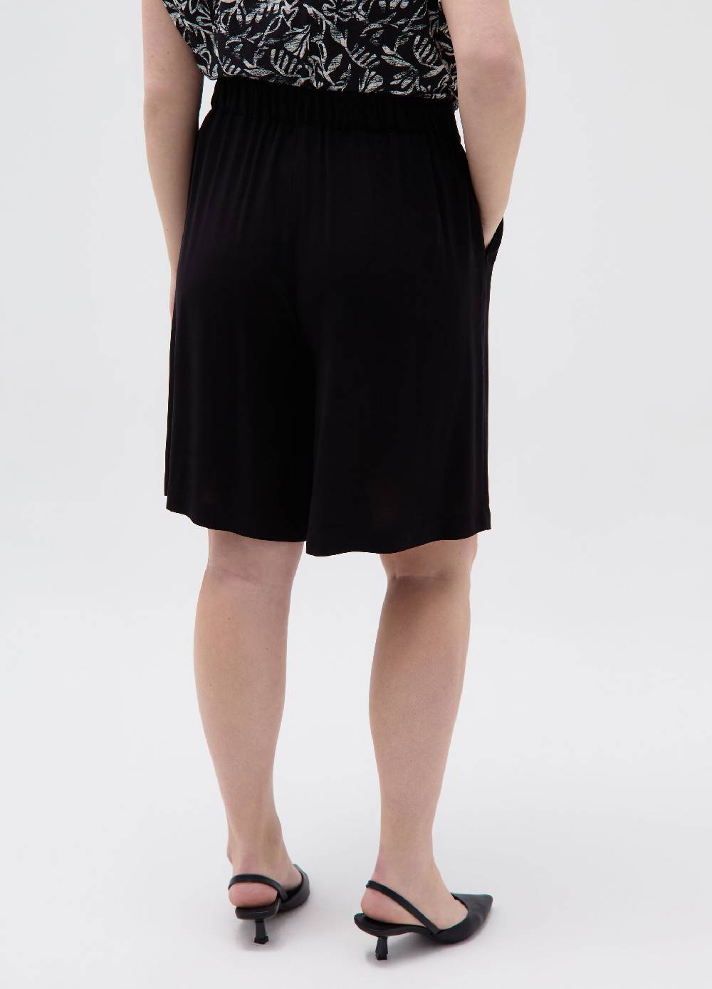 Ovs Bermuda con pinces e cintura Curvy Saldi
