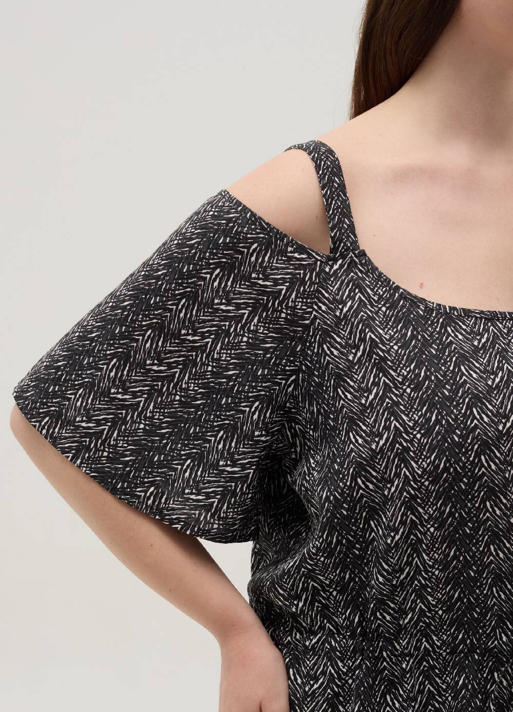 Ovs Blusa stampata con spalle scoperte Curvy Novità