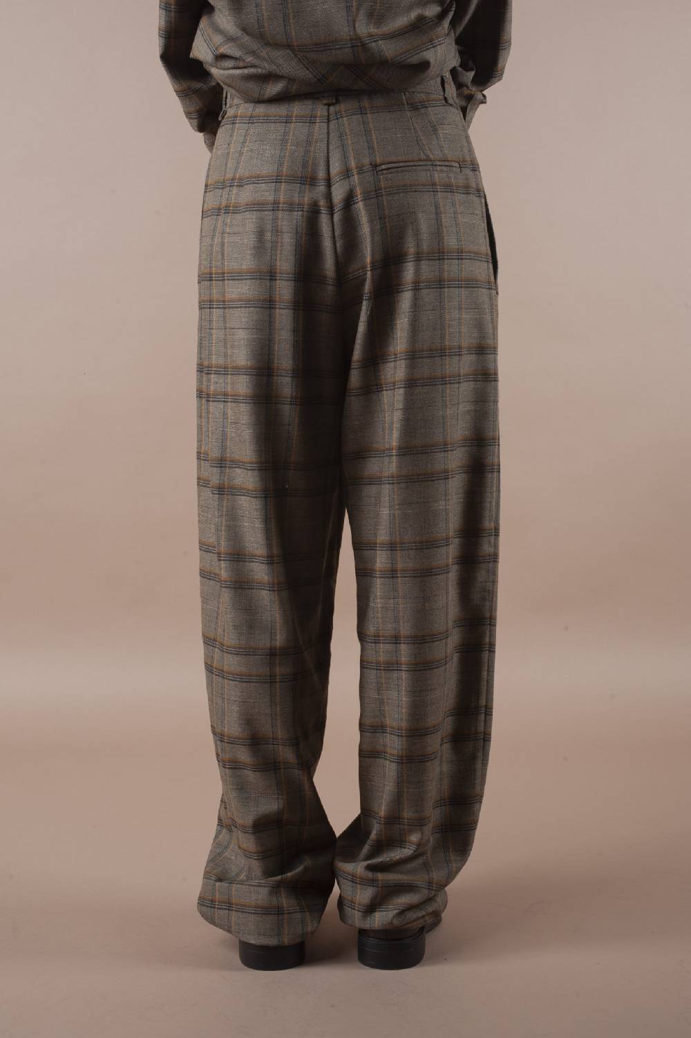 Pdr Phisique Du Role PHISIQUE DU ROLE MANNISH PANTS IN LIGHT TARTAN VIRGIN WOOL Offerte