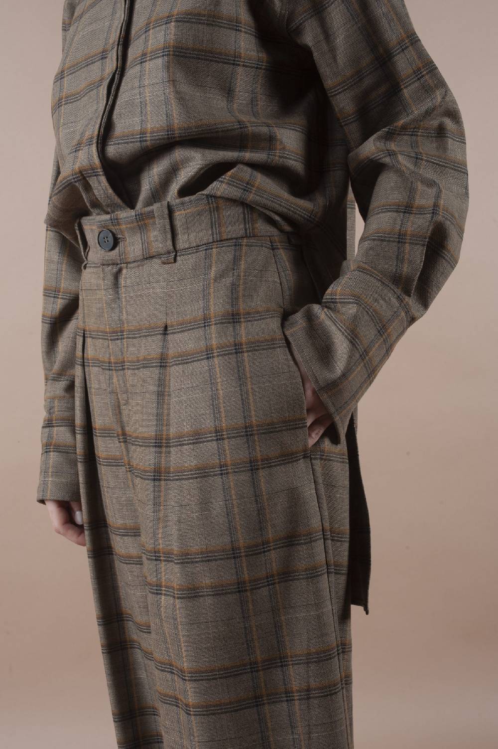 Pdr Phisique Du Role PHISIQUE DU ROLE MANNISH PANTS IN LIGHT TARTAN VIRGIN WOOL Offerte