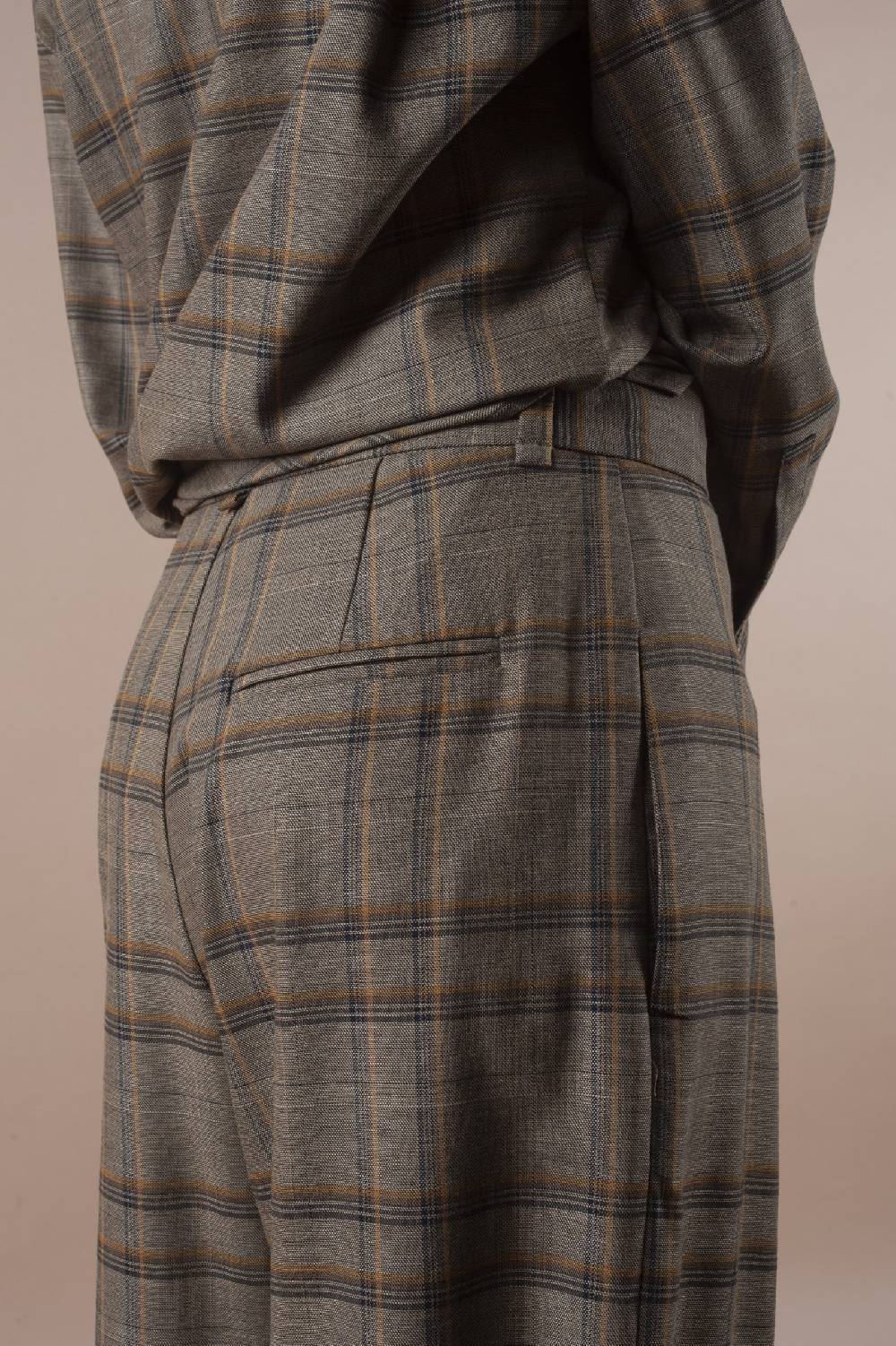 Pdr Phisique Du Role PHISIQUE DU ROLE MANNISH PANTS IN LIGHT TARTAN VIRGIN WOOL Offerte