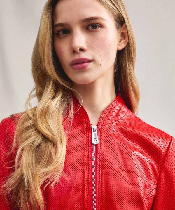 Peuterey Giacca biker lucida in pelle traforata Promozione Limitata