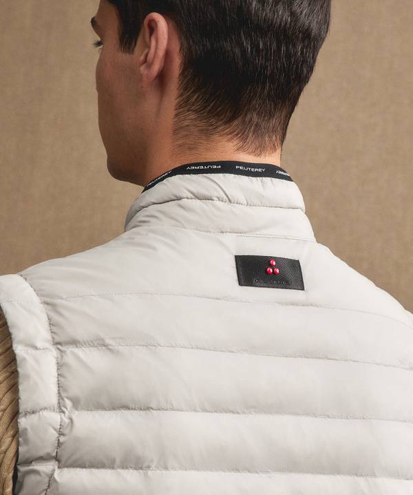 Peuterey Gilet imbottito superleggero e semilucido Italia