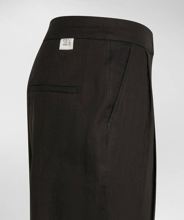 Peuterey Pantaloni in morbido lino Sconto