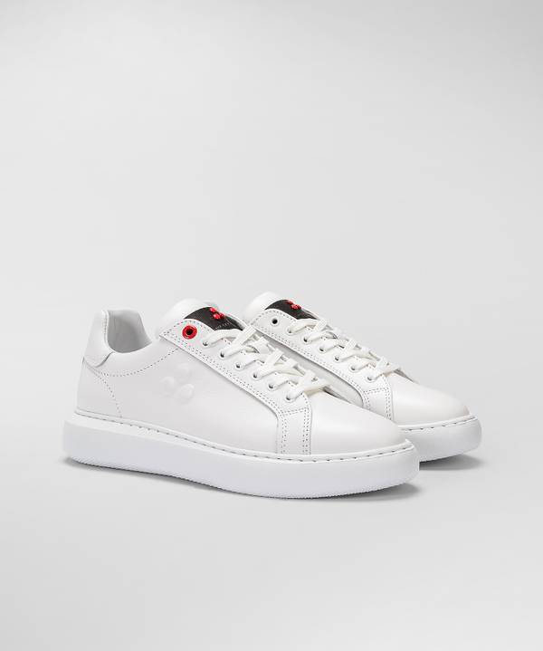 Peuterey Sneaker in pelle con logo goffrato In Vendita