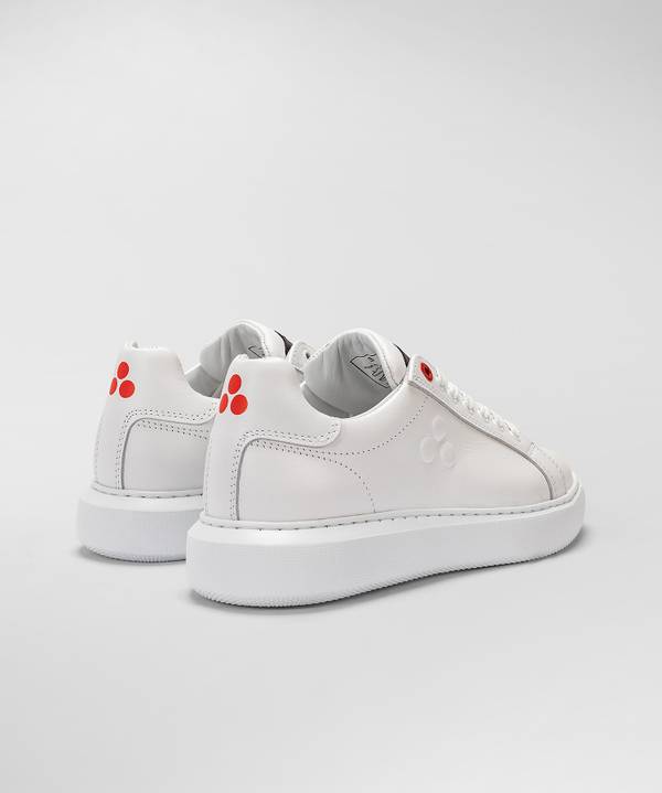 Peuterey Sneaker in pelle con logo goffrato In Vendita
