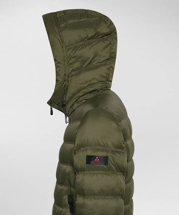 Peuterey Piumino Corto In Nylon Superleggero Sconto