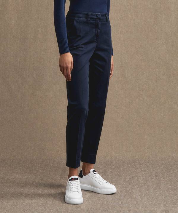 Peuterey Pantaloni in gabardine di cotone stretch In Linea