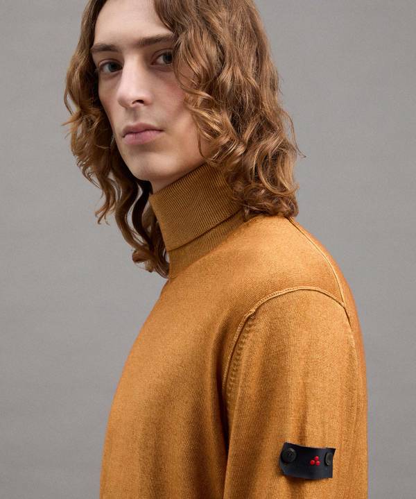 Peuterey Maglia Collo Alto In Pura Lana Nuova