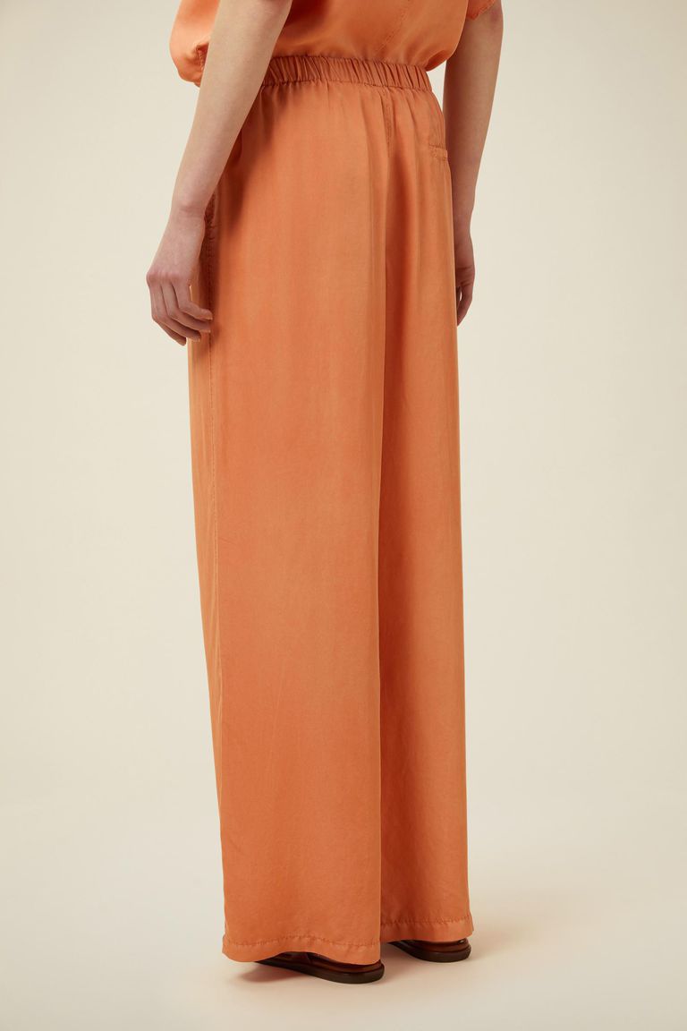 Pomandere Pantalone ampio con elastico in vita, tinto naturalmente Outlet