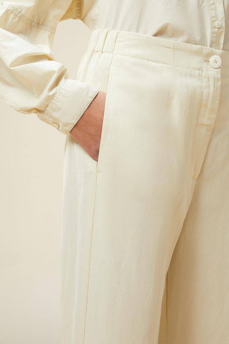 Pomandere Pantalone con gamba leggermente ampia Outlet