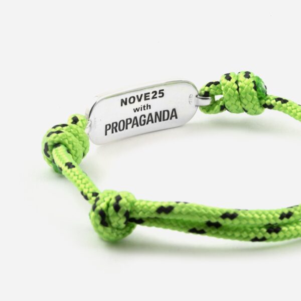 Propaganda Bracciale in Corda Verde con Targa Propaganda W/ Nove25 In Argento 2025