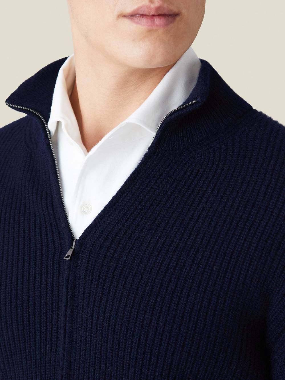 Luca Faloni Cardigan con cernieracashmere a 4 fili Offerta