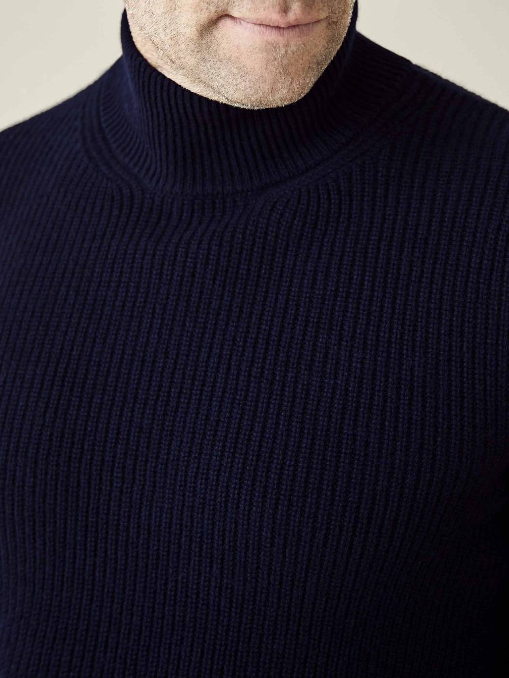 Luca Faloni Collo a lupettocashmere a 4 fili Sconto