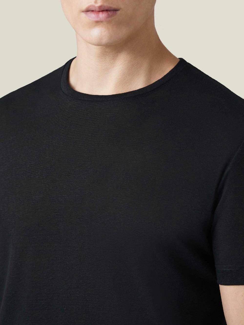 Luca Faloni T-ShirtJersey di Lino Nuova