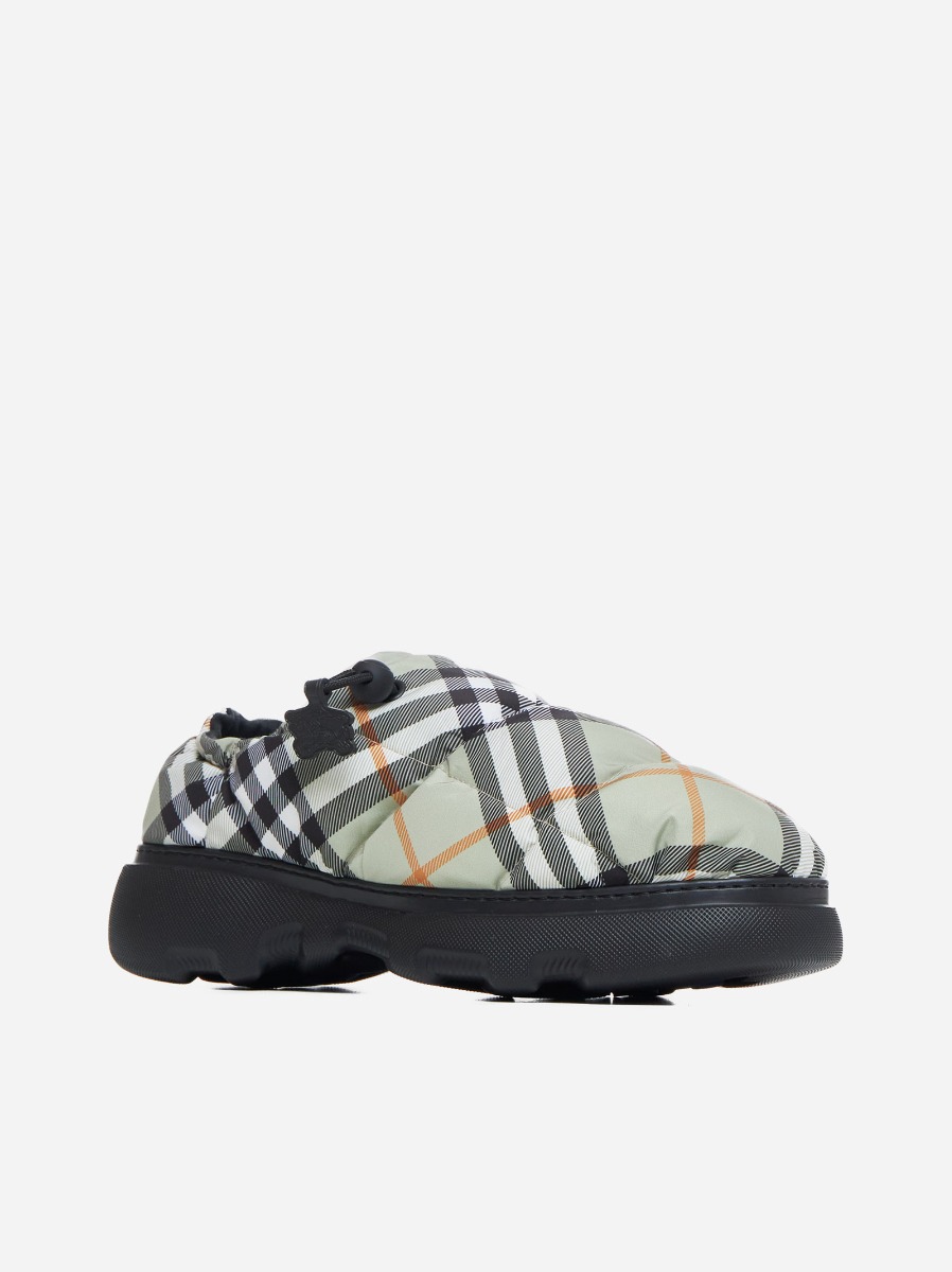 BURBERRY Slip-on Pillow in nylon check Fino Al -60%