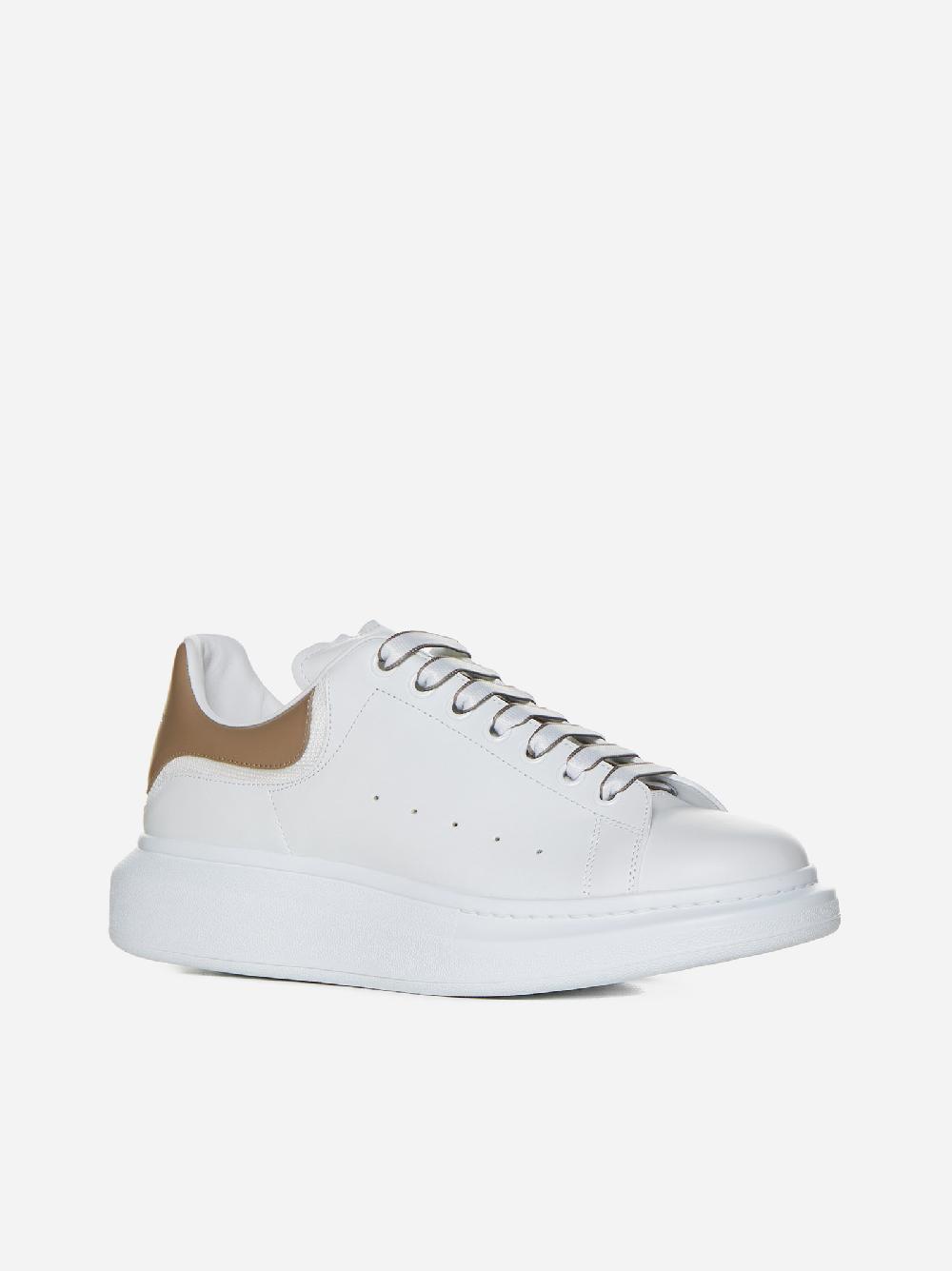 ALEXANDER MCQUEEN Sneakers Oversize in pelle Sottocosto