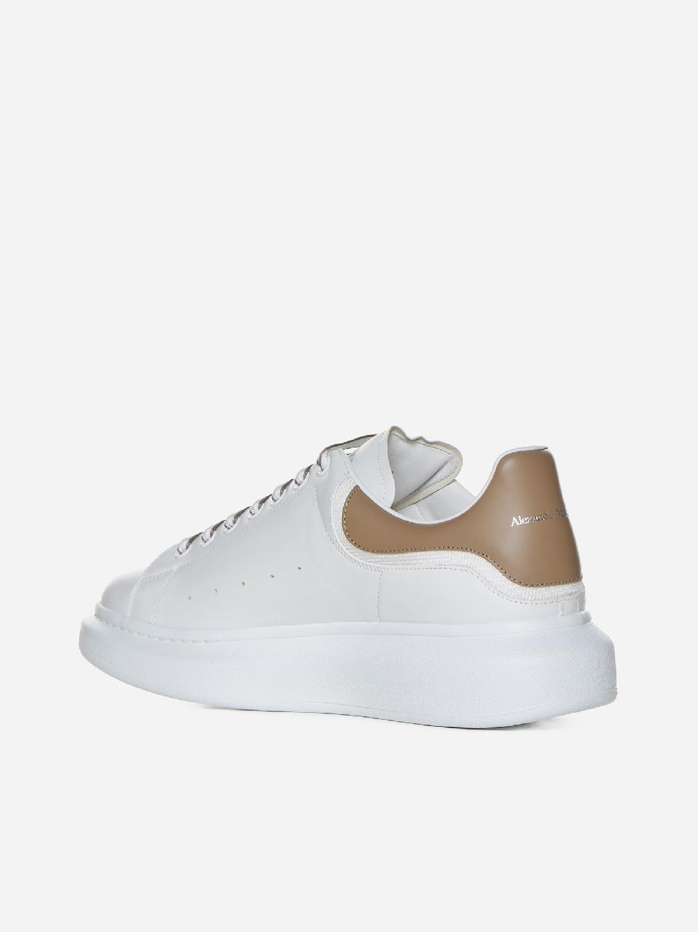 ALEXANDER MCQUEEN Sneakers Oversize in pelle Sottocosto