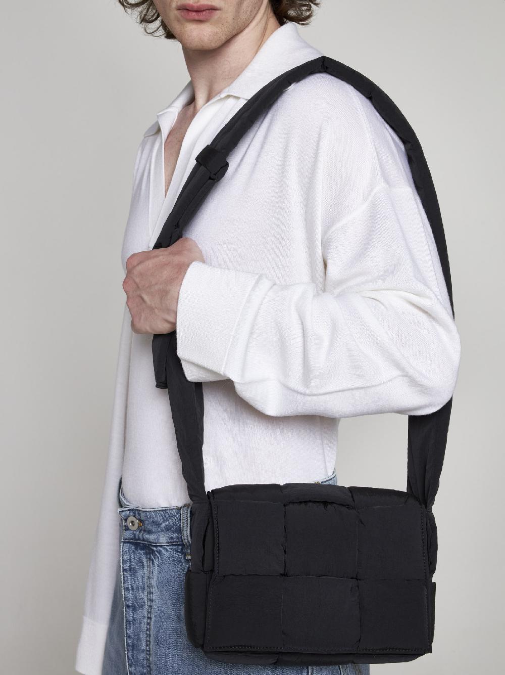 BOTTEGA VENETA Borsa Cassette piccola in nylon Intreccio Presa