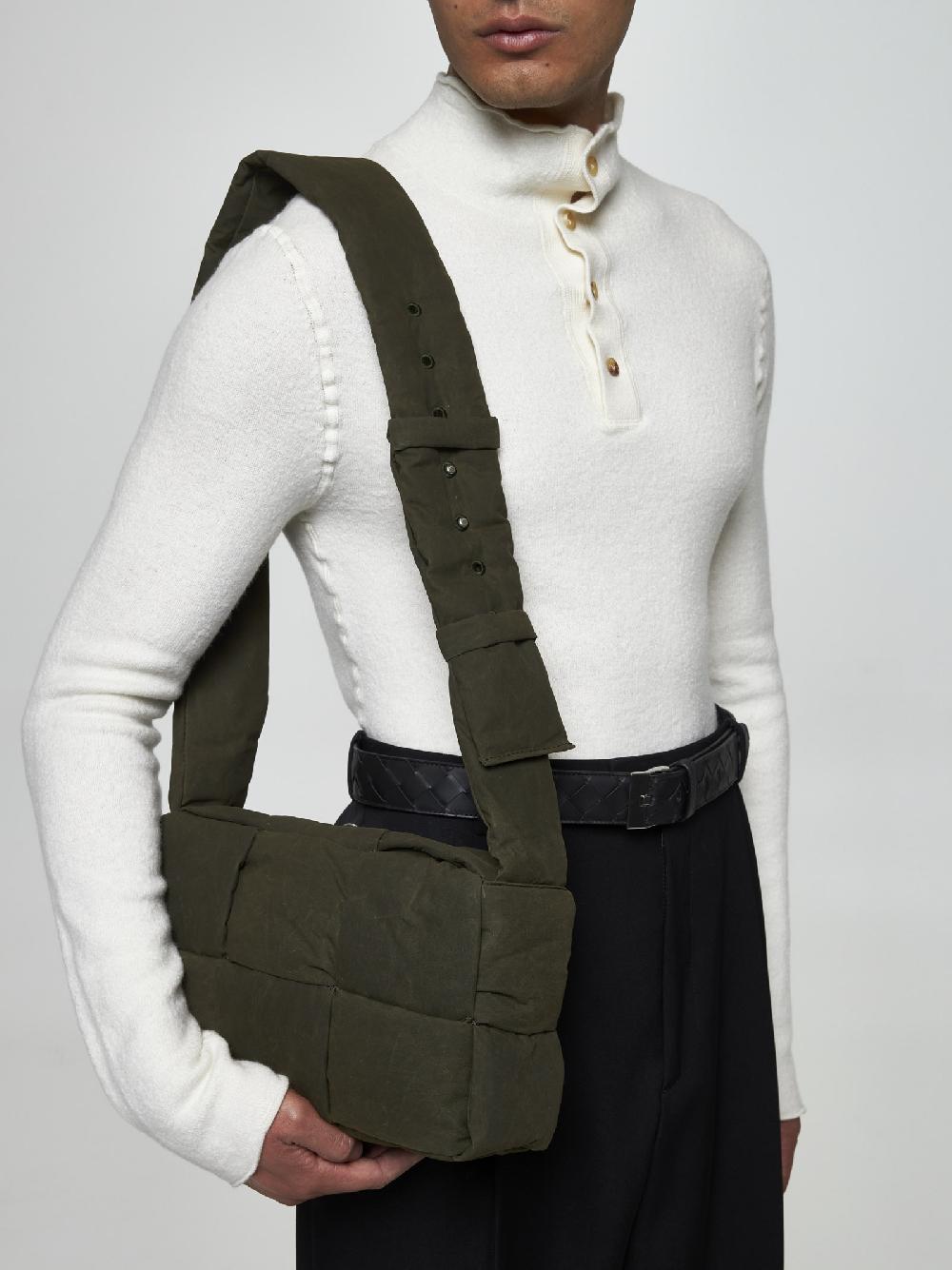 BOTTEGA VENETA Borsa Cassette Padded Tech media in cotone Promozione
