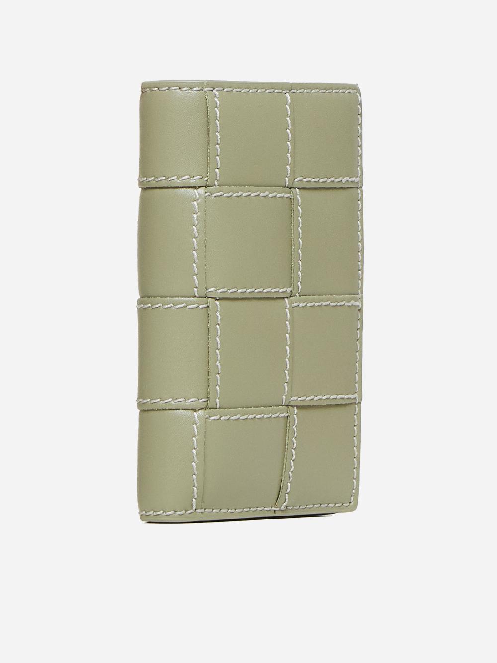 BOTTEGA VENETA Portafoglio Cassette medio in pelle Intreccio In Vendita