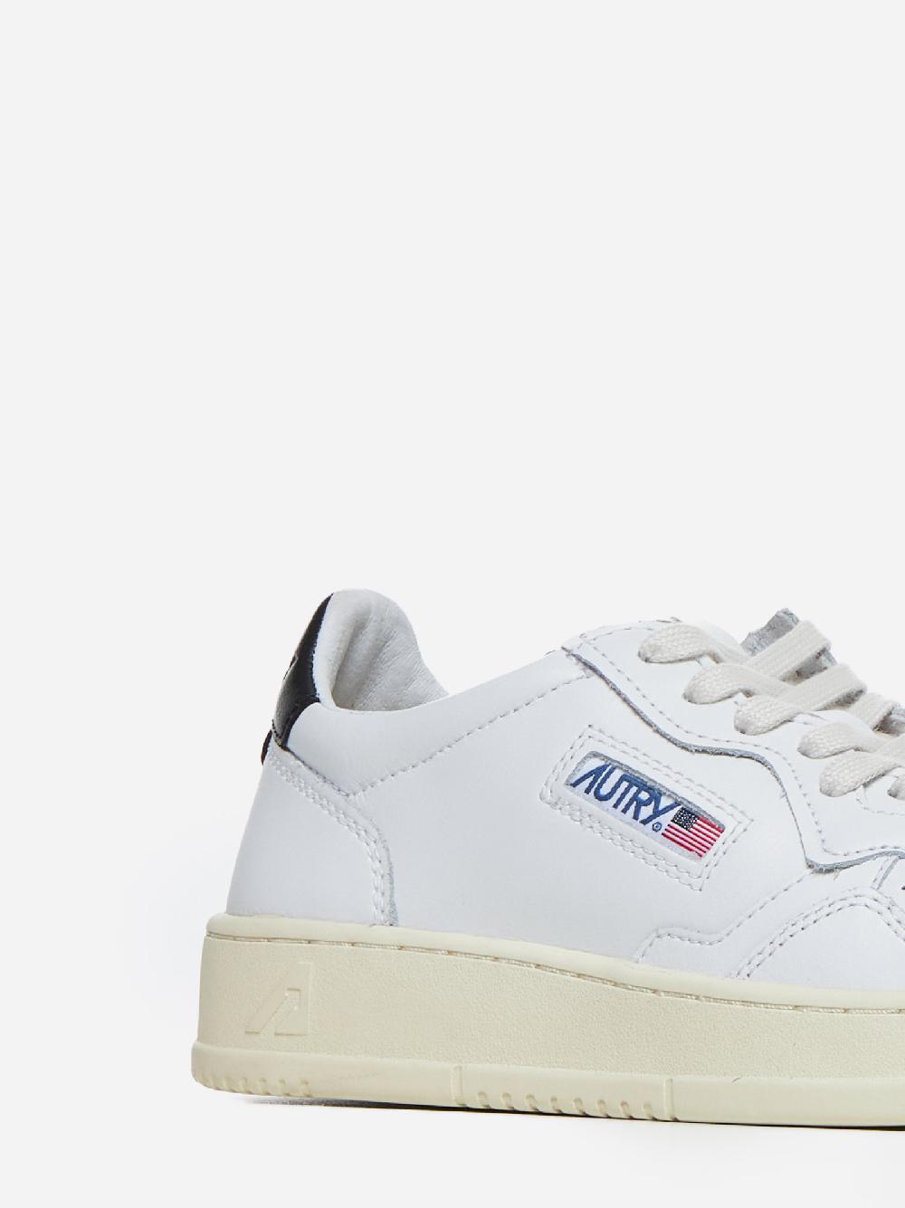 AUTRY Sneakers Medalist in pelle Saldi Di Fabbrica