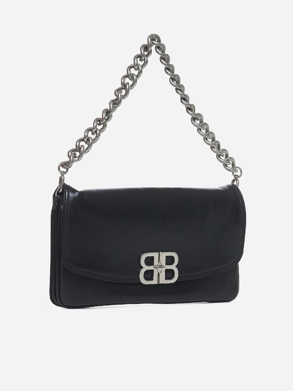 BALENCIAGA Borsa Flap BB media in pelle Novità