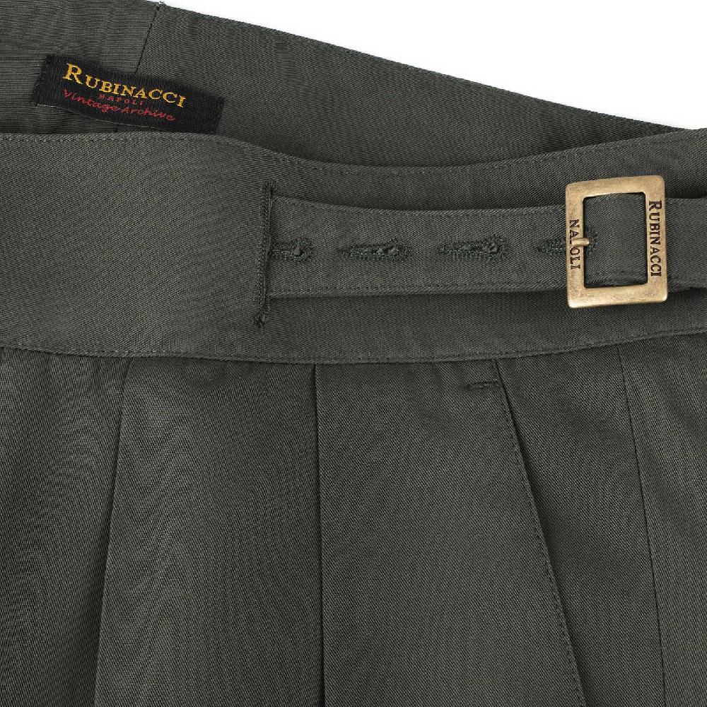 Rubinacci Vintage archive pantalone Manny in cotone verde militare Negozio