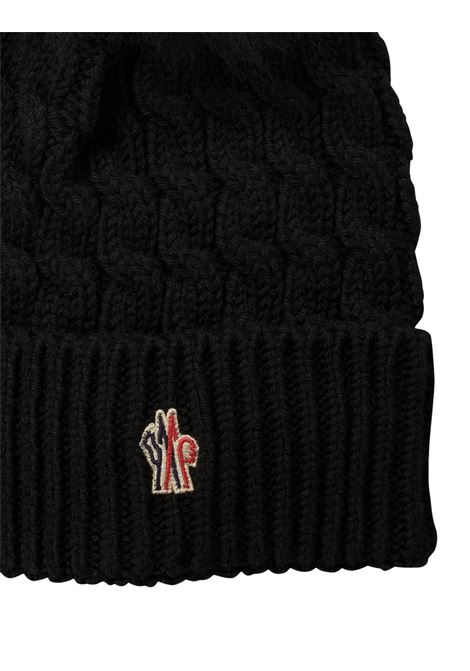 MONCLER GRENOBLE Berretto In Lana a Trecce Nero Con Pompon - MONCLER GRENOBLE Italy