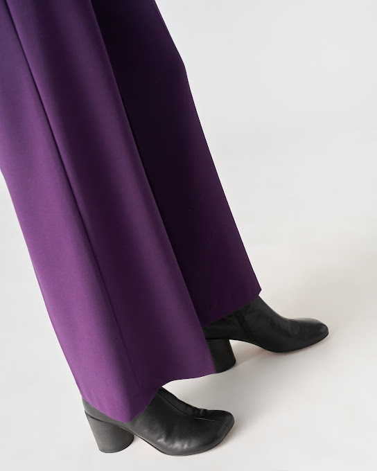 Suoli Pantalone Svasato Corto In Linea