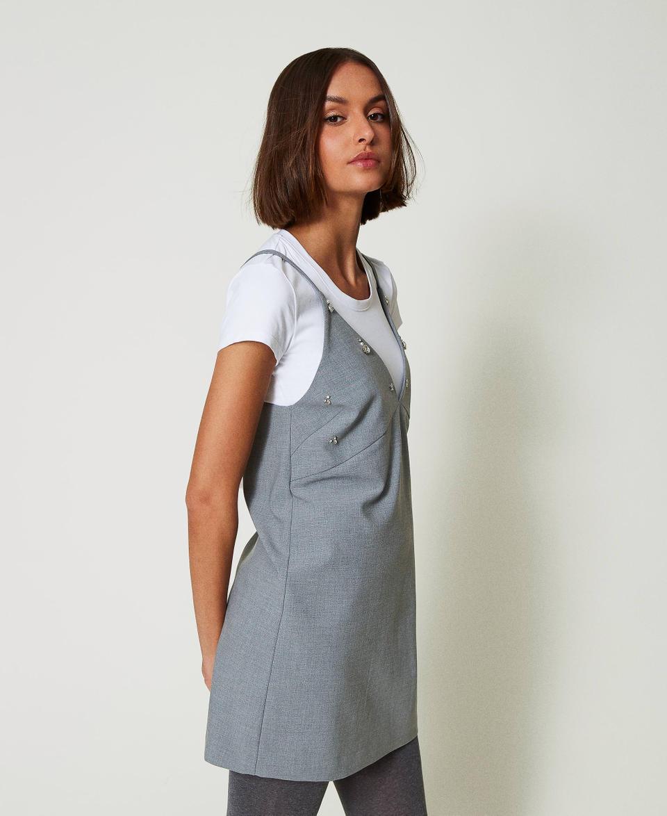 Twin Set Abito corto con ricami e T-shirt Affare Del Giorno