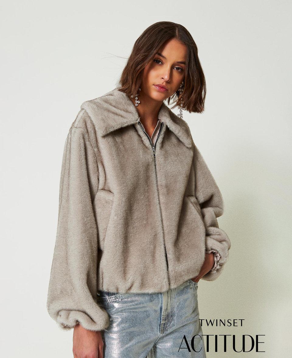 Twin Set Giacca corta in faux fur Economico