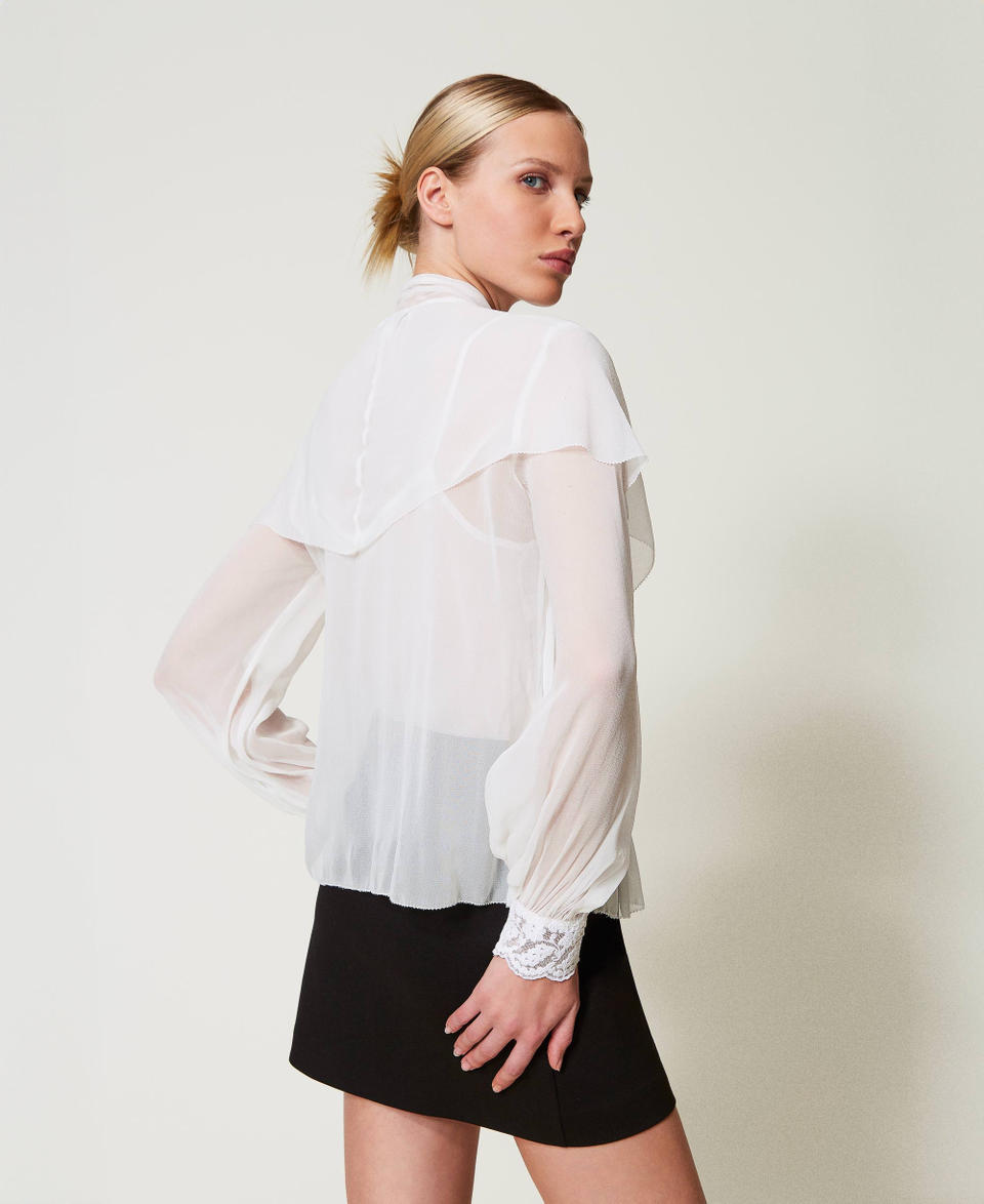 Twin Set Blusa in georgette con balze e pizzo Pezzi Unici