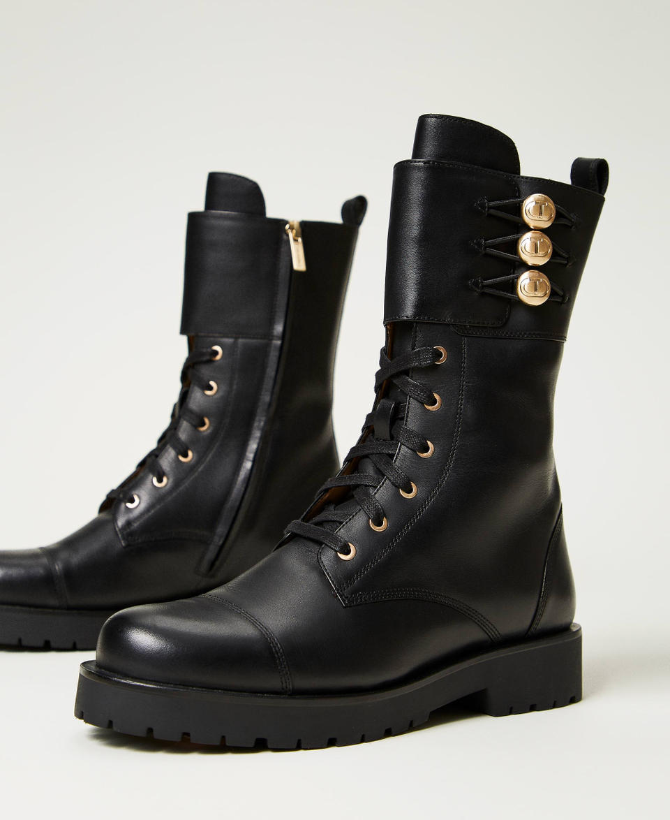 Twin Set Anfibi in pelle con bottoni Italia