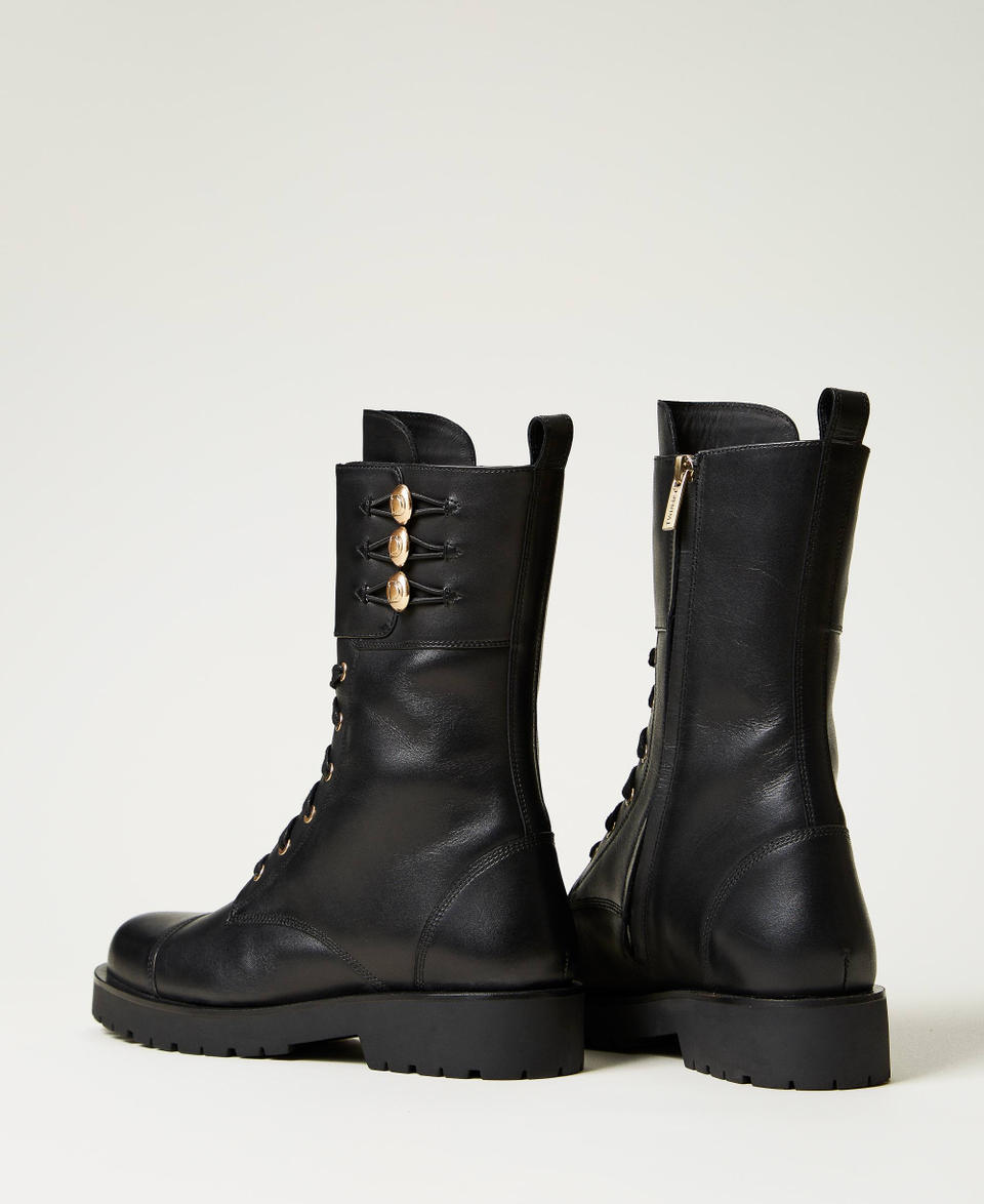 Twin Set Anfibi in pelle con bottoni Italia