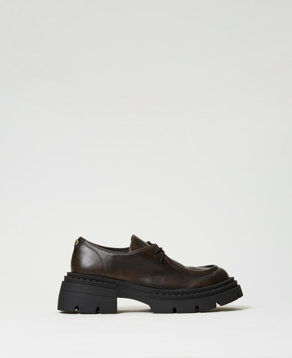Twin Set Scarpe stringate con Oval T Outlet