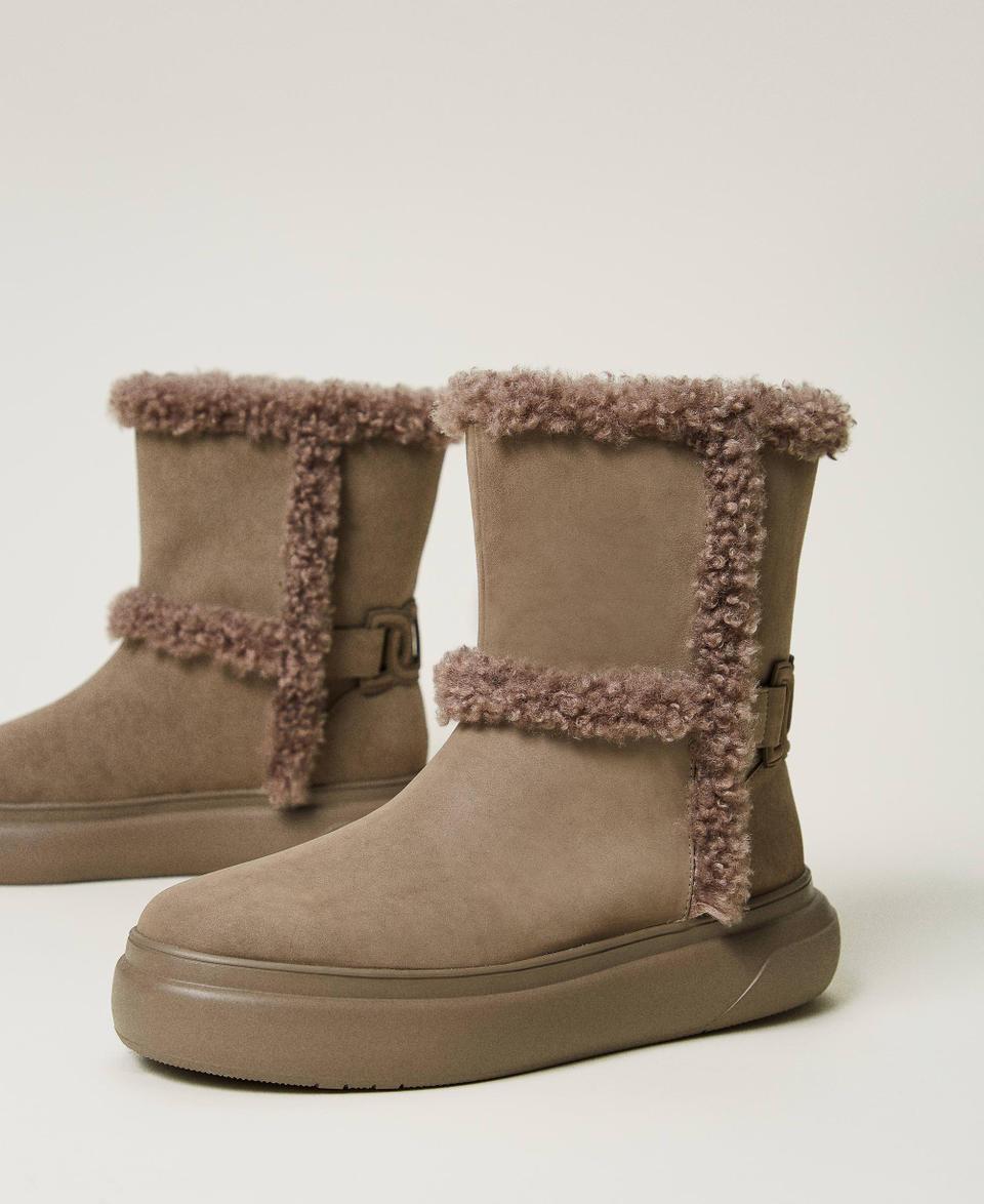 Twin Set Stivaletti con dettagli in faux fur Saldi Di Fabbrica