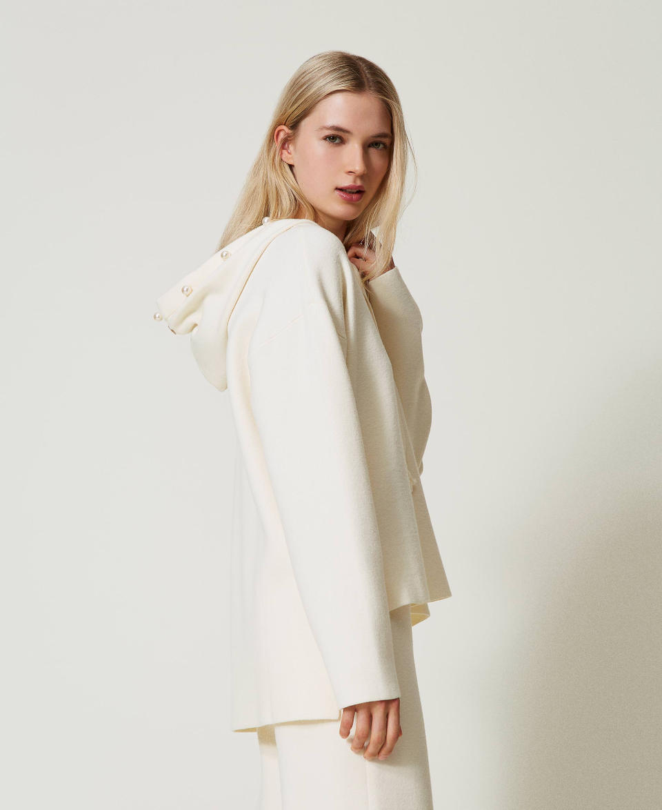 Twin Set Maglia con cappuccio e perle 2025