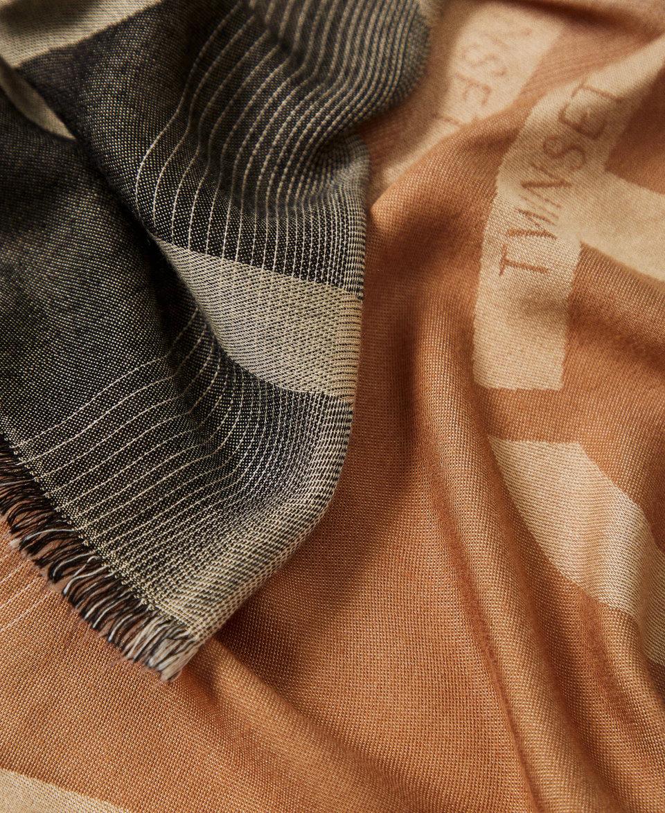 Twin Set Kefiah jacquard con Oval T Promozione temporanea