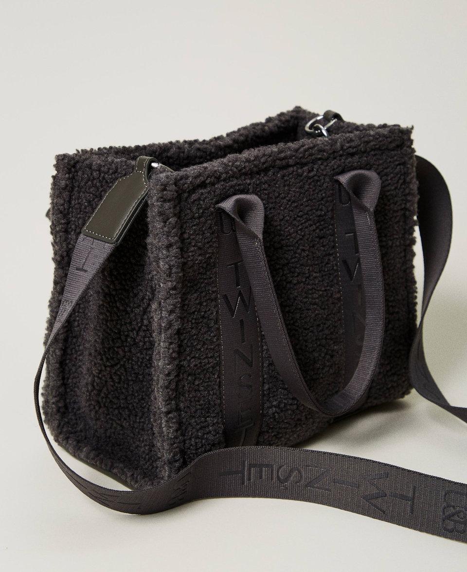 Twin Set Borsa shopper in faux fur effetto furry Sconto