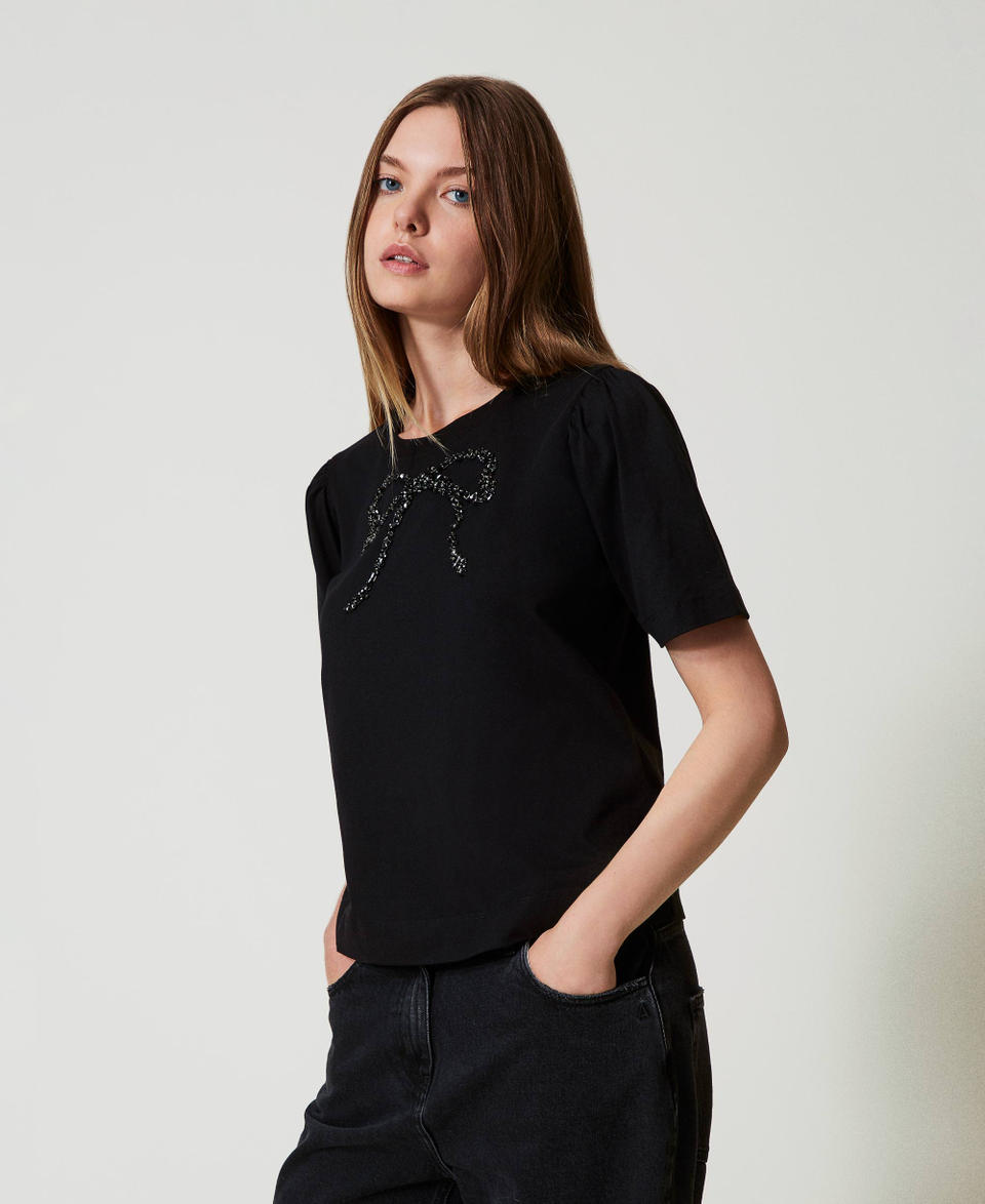 Twin Set T-shirt con ricamo a fiocco In vendita