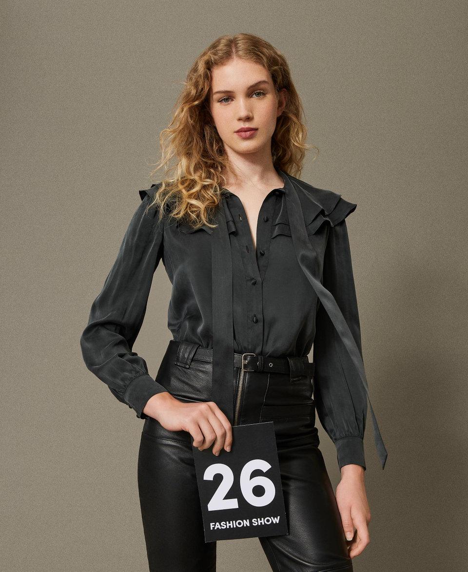 Twin Set Camicia in raso di seta con volant Offerte stagionali